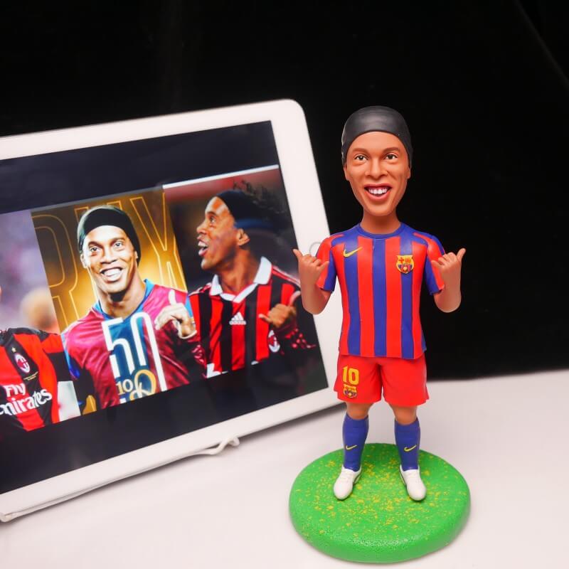 Ronaldinho Clay Sculpture