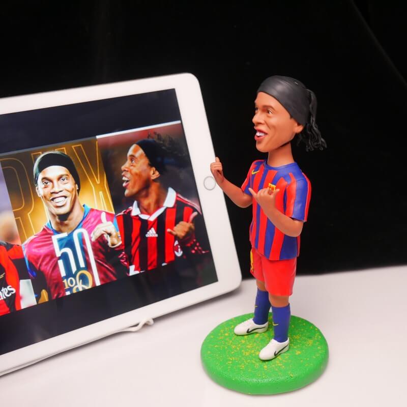 Ronaldinho Clay Sculpture