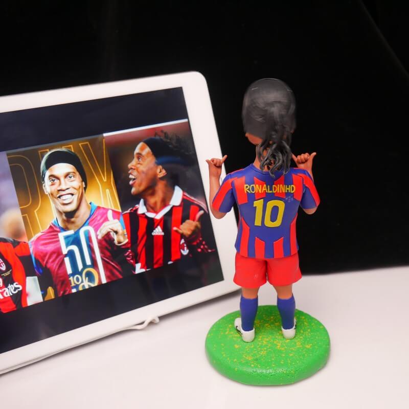 Ronaldinho Clay Sculpture